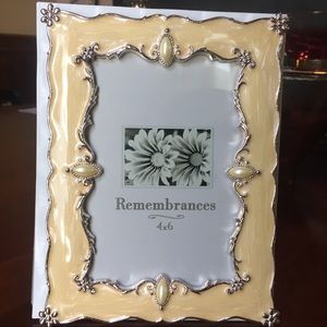 👑Pastel yellow & faux pearl Photo Frame👑